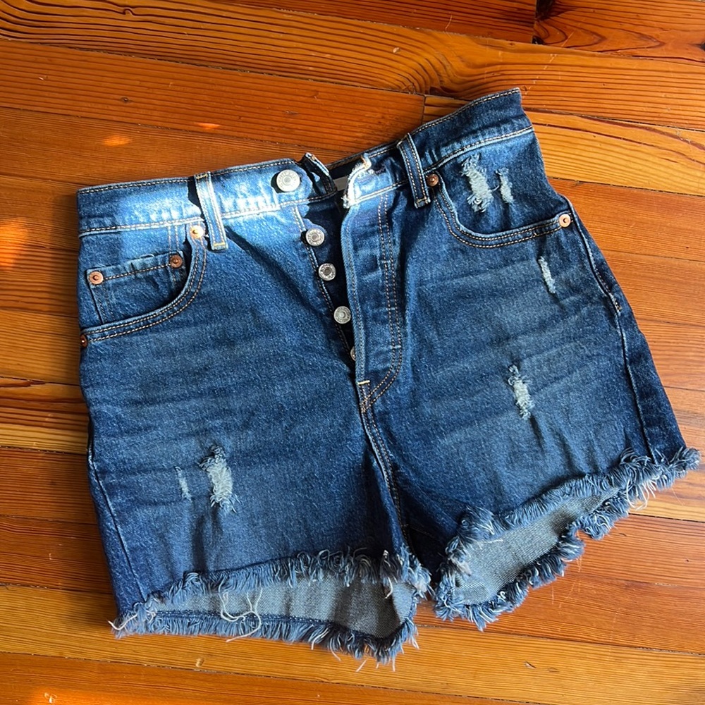 Levi Strauss Premium Ribcage Shorts
